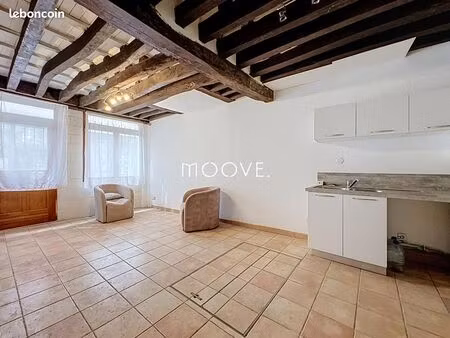 immeuble 3 pièces 80 m²