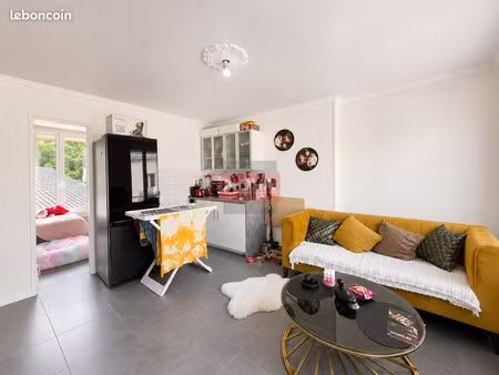 immeuble 81 m² villiers-le-bel
