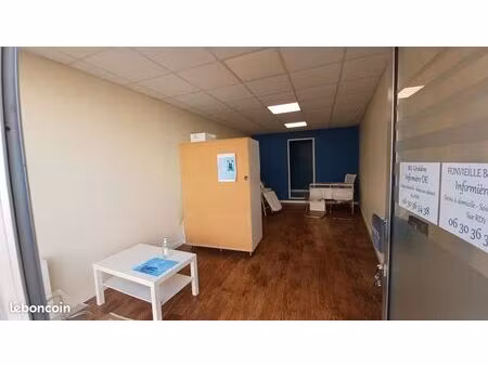 bureau 26m2