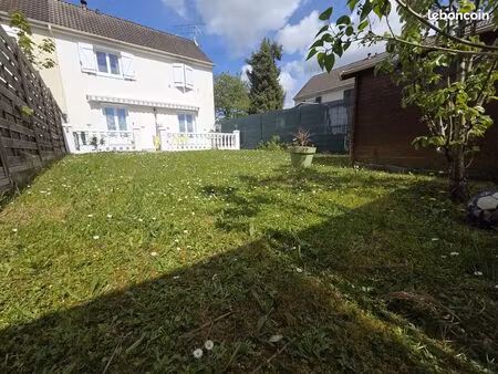 a vendre maison 4 chambres