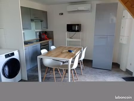 location appartement meublé en duplex avec terrasse à marans
