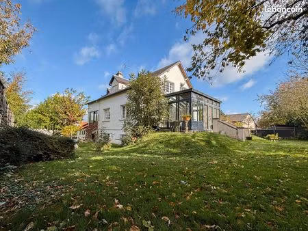 une maison familiale de grande qualité. surface totale 350m2