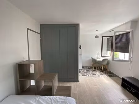 studio meublé
