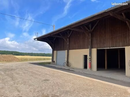 garde meuble box de stockage 11m2