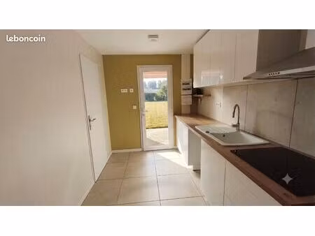 appartement t1 bis entièrement refait à neuf avec jardin et parking – proche lycée de la m