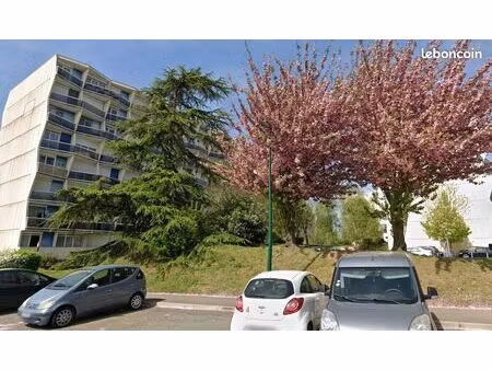appartement 2 pièces (44m2) - disponible le 31/08