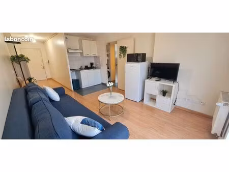 studio meublé de 32 54 m² – poissy – très calme – à 5 min à pied de la gare
