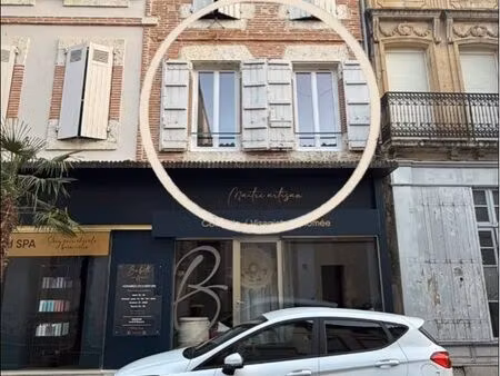 t3 de 50 m² – centre-ville de valence-d’agen