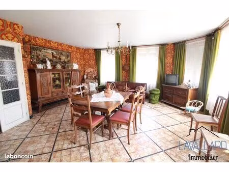 maison 7 pièces 154 m²