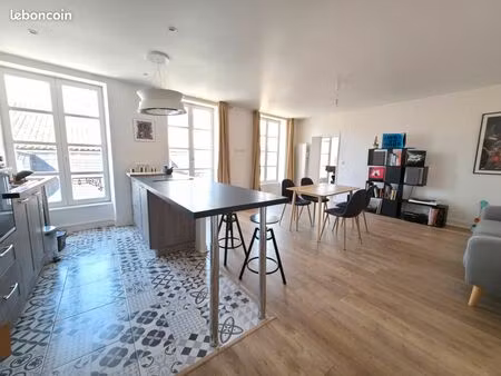 superbe appartement au cœur de poitiers avec balcon