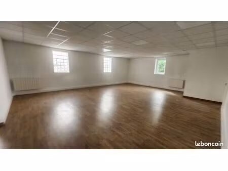 local 100 m² limay