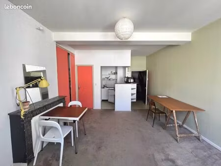 studio 1 pièce 23 m²