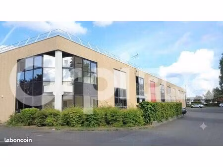 local d'activité 432 m²