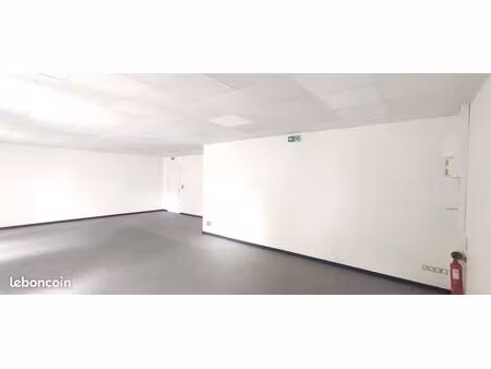 local professionnel bureau