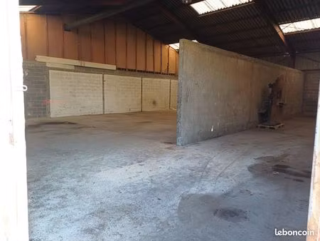 local industriel 380 m2