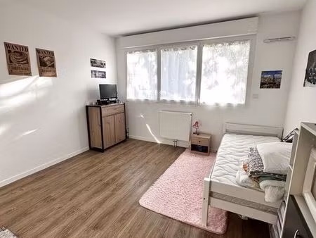 studio 21 m2 face citadelle