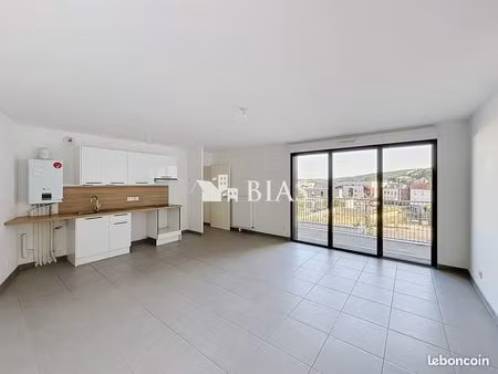 appartement 3 pièces 69 m²