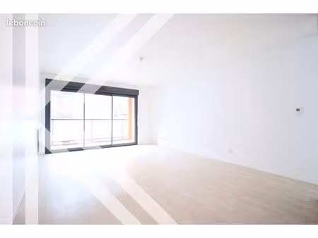 appartement 4 pièces 90 m²