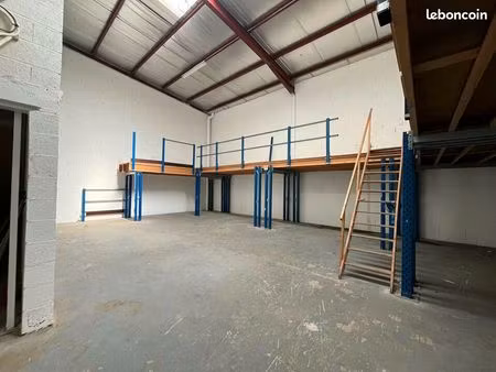 local d'activite 294 m² quincy voisins