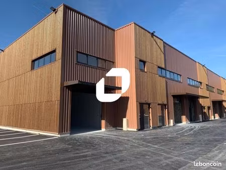 local d'activité 177 m²