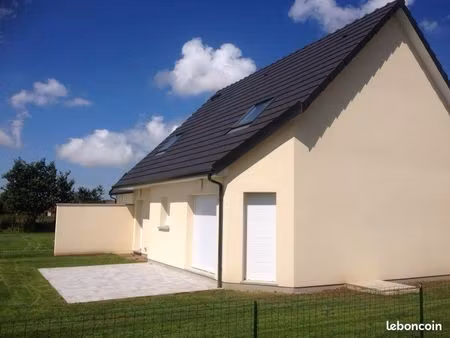 pavillon avec 3 chambres avec garage