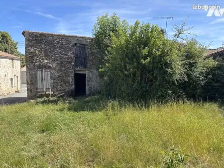 maison 20 m² st georges de montaigu