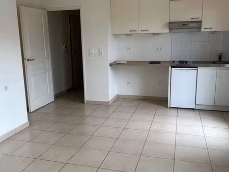 résidentiel +terrasse 14m2+parking privatif.....