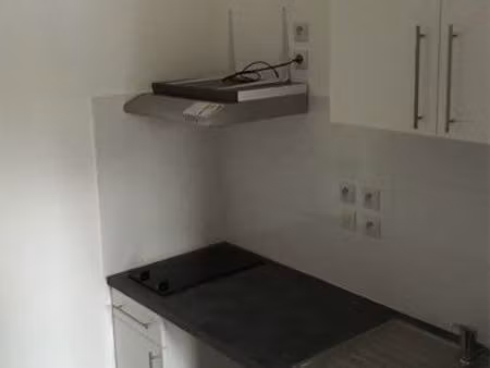 f1 de 20 m2 à louer 550 euros
