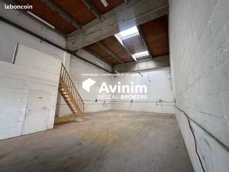entrepôt 200 m² saint-ouen-l'aumône