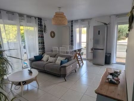 bel appartement lumineux 3 chambres avec terrasse et parking – la blaiserie
