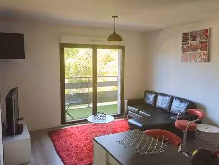 appt t2 meublé 42m2 avec parking