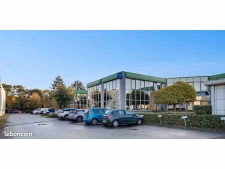 bureaux 414 m² saint-thibault-des-vignes