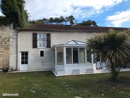 loue à thuré maison avec 2 chambres - t3