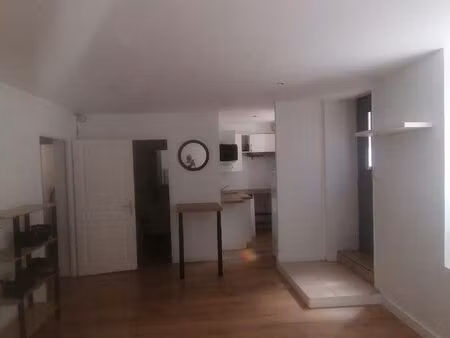 apparemment 2 pièces