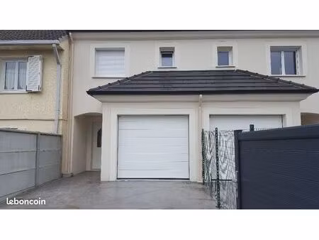 maison 3 pièces 55 m²