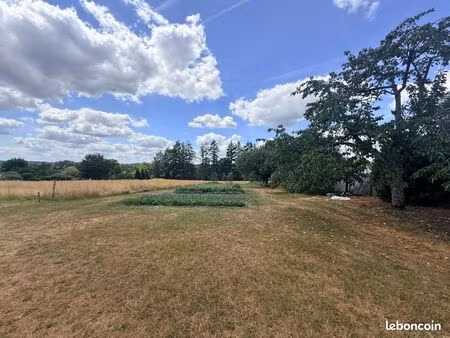 terrain 1 555 m² limoges