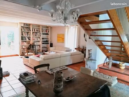 lieu de vie atypique pour 250 000 e