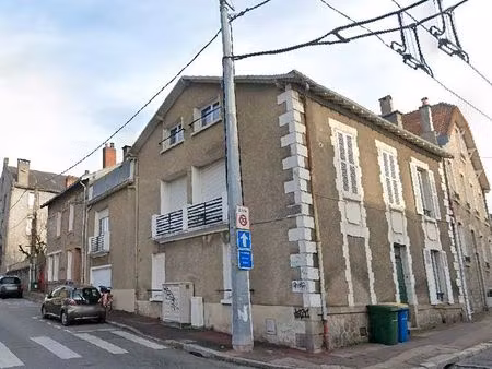 immeuble 7 pièces 250 m²