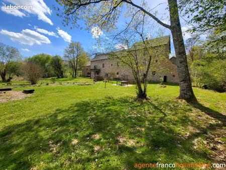 moulin 10 pièces 355 m²