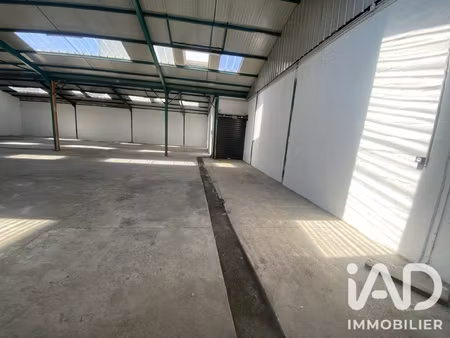 vente garage 327 m²