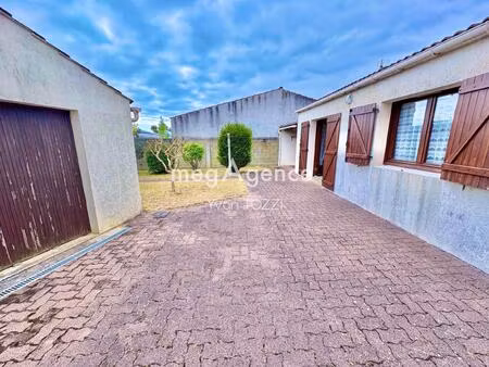 maison d'environ 60 m2 à la pironnière