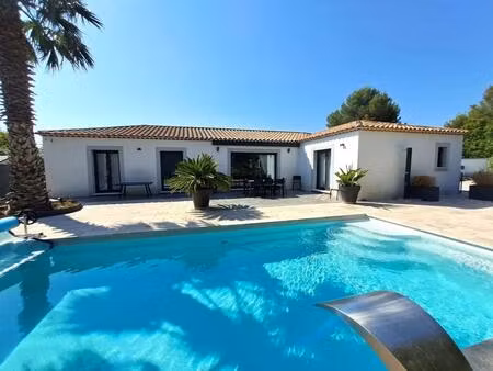 référence : 7109-vcl - maison avec 4 chambres  piscine et garage - 17 minutes d'aix à vent
