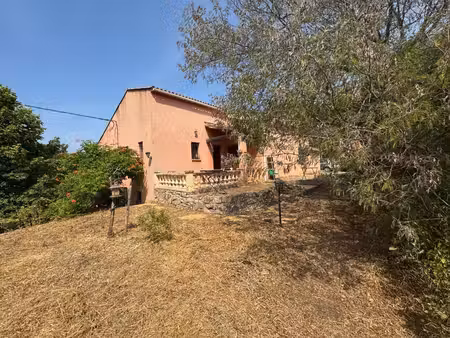vidauban maison familiale de 157 m² + dépendance 43 m2 avec fort potentiel – proche centre