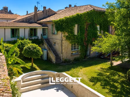 maison 9 pièce(s)  coteaux-du-blanzacais