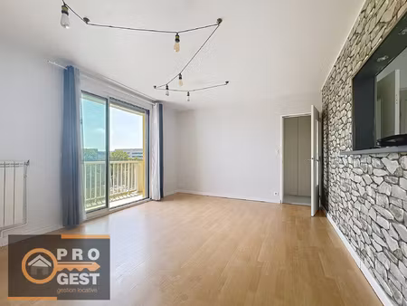 à louer appartement t4 avec balcon montpellier  quartier