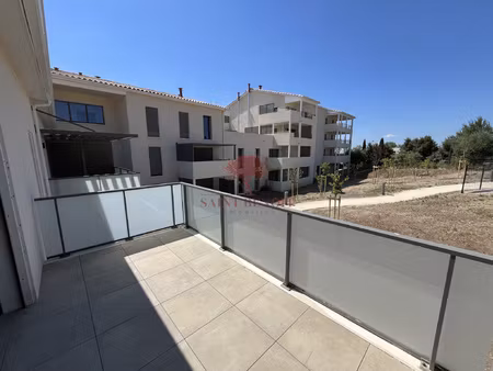 a louer appartement 2 pièces neuf avec terrasse et parking