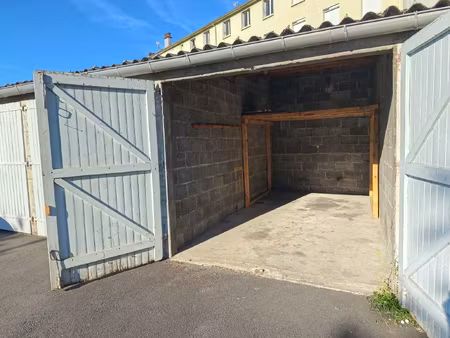 garage à louer