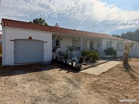 maison de plain-pied 100m² – 3 chambres – garage – à orouet