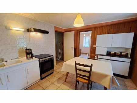 location meublée appartement 2 pièces 31 m² à tourmont (39800)  480 €
