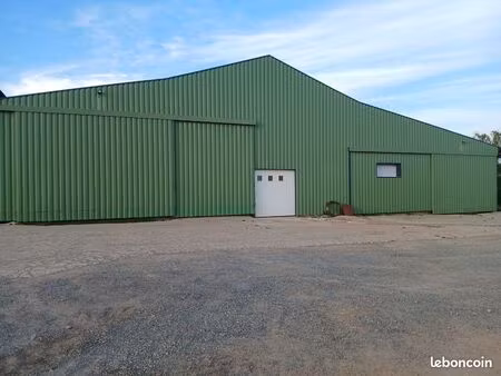 batiment stockage 400m2